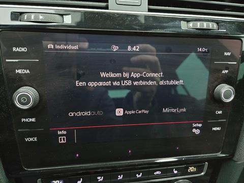 Volkswagen Golf GTI Performance 2.0 TSI 245pk 2017, L-416-LR