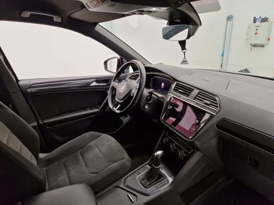 Volkswagen Tiguan Highl. Bus R 1.5 TSI 150pk 2020 (Origineel-NL), J-885-HF
