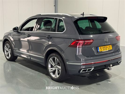 Volkswagen Tiguan eHybrid R-Line Business 1.4 TSI 265pk 2023 (Origineel-NL), S-332-LX