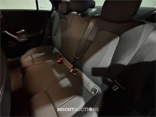 Mercedes-Benz A200 Limousine Business Solution Luxury 163pk 2020 (Origineel-NL) A-klasse, J-882-SR