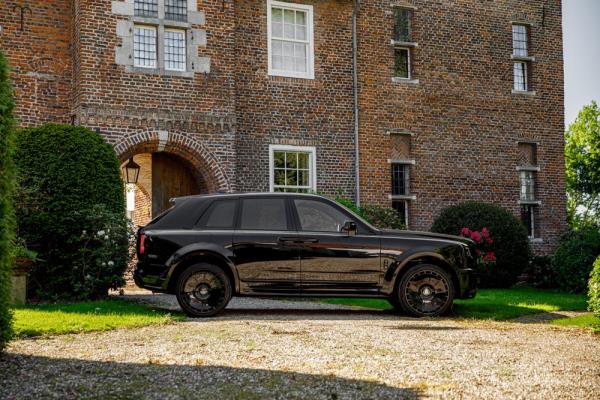 Rolls-Royce Cullinan 6.75 V12 (NOVITEC-WIDEBODY) 570pk 2021