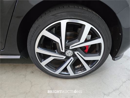 Volkswagen Polo GTI 2.0 TSI 200pk 2019, N-154-JK