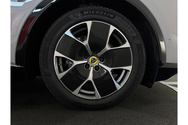 Lotus Eletre EDS 450 4WD 112 kWh 2023 (Origineel-NL), X-425-NF
