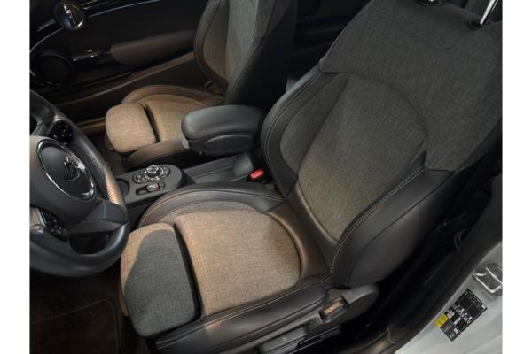 MINI Mini Classic 33 kWh 184pk 2022 (Origineel-NL), P-348-ZV