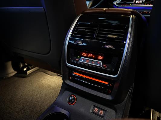 BMW X7 M50d High Executive M-Sport 400pk 2019, NL-Kenteken