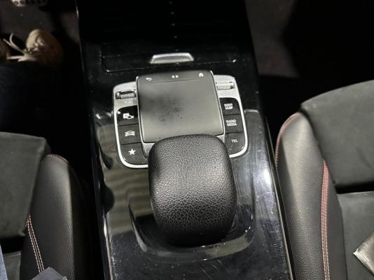 Mercedes-Benz A200 Business Solution AMG 163pk 2019 (Origineel-NL) A-Klasse, XH-436-L