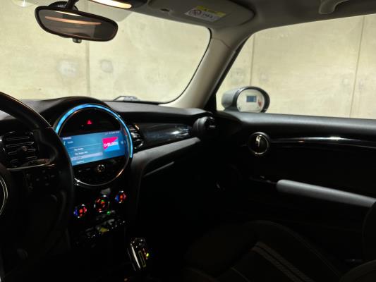 MINI Cooper Electric Essential 33 kWh 184pk 2021 F56 (Origineel-NL), L-232-DH