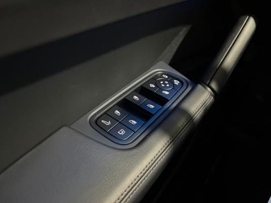 Porsche Cayenne Coupe E-Hybrid Sport Chrono Lucht Inno Drive MY24 NW Model 3.0 470pk 2023, MHA787E