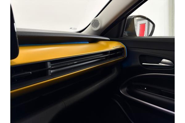 Jeep Avenger 1. Auflage 54 kWh 156hp 2023 (Original-NL), X-820-DP