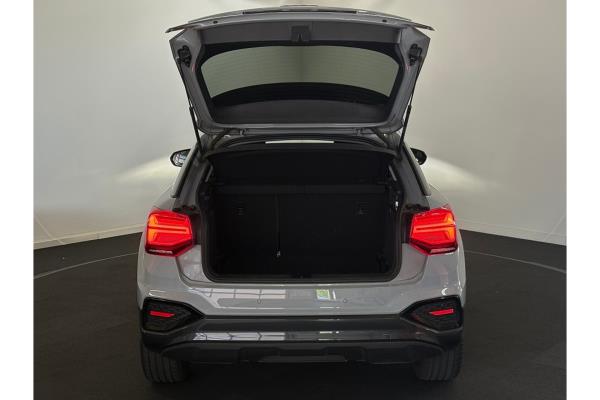 Audi Q2 35 Business Edition TFSI 149pk 2021 (Origineel-NL), L-212-HG