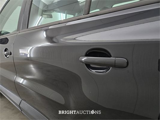 Volkswagen Tiguan Connected Series 1.4 TSI 125pk 2016, R-465-XL
