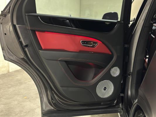 Bentley Bentayga 4.0 V8 S 549pk 2022 (Origineel-NL), P-719-VF