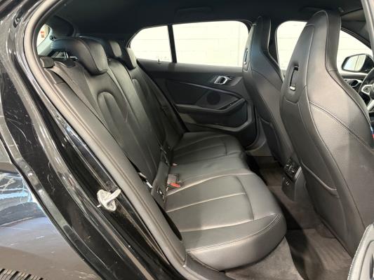 BMW 118i 1-serie Executive Edition 140pk 2020 (Origineel-NL) 1-Serie, H-604-DT