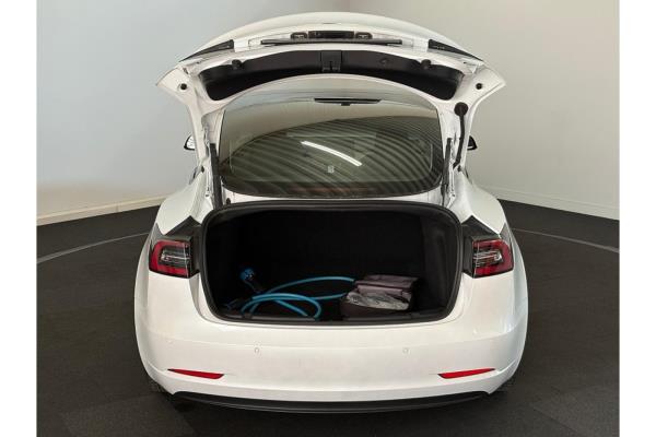 Tesla Model 3 Standard RWD Plus 60 kWh 238pk 2021 (Origineel-NL), N-008-RP