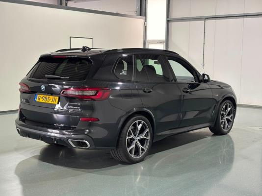 BMW X5 xDrive45e High Executive M-pakket 398pk 2022 (Origineel-NL), R-985-JH
