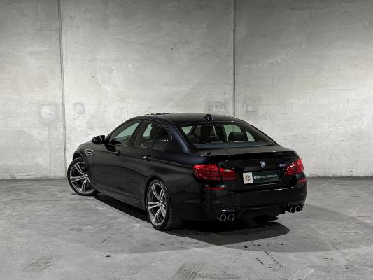 BMW M5 F10 4.4 V8 560pk 2014 5-Serie, 3-ZLJ-94