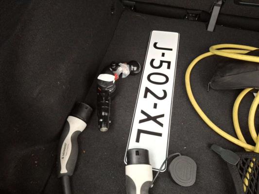 Volkswagen Id.3 First PLUS 58 kWh 204pk 2020 (Origineel-NL), J-502-XL