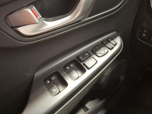 Hyundai Kona EV Fashion 64 kWh 204pk 2023 (Origineel-NL), S-160-ZB