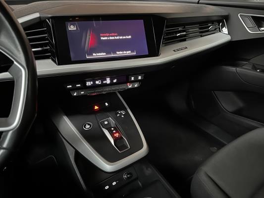 Audi Q4 e-tron 35 Launch edition 55 kWh 170pk 2021 (Origineel-NL+1e eigenaar), N-924-PK