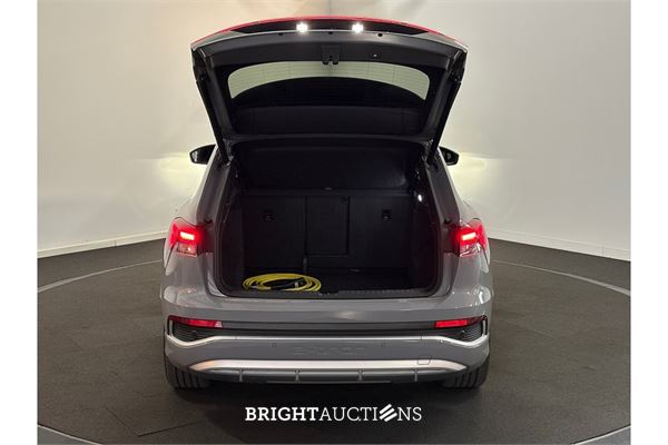 Audi Q4 40 S edition 77 kWh 2022 (Origineel-NL), R-245-LF