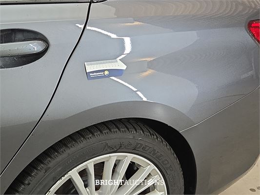 BMW 320i 3-serie Executive Edition 184pk 2019 (Origineel-NL) 3-Serie, XT-203-T