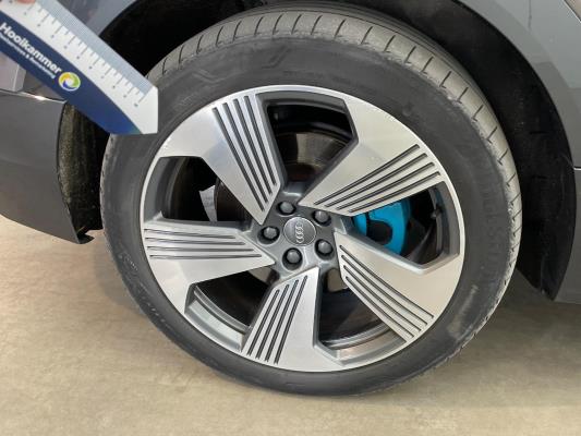 Audi e-tron 55 advanced Quattro 95 kWh 408pk 2019 (Origineel-NL), ZG-973-H