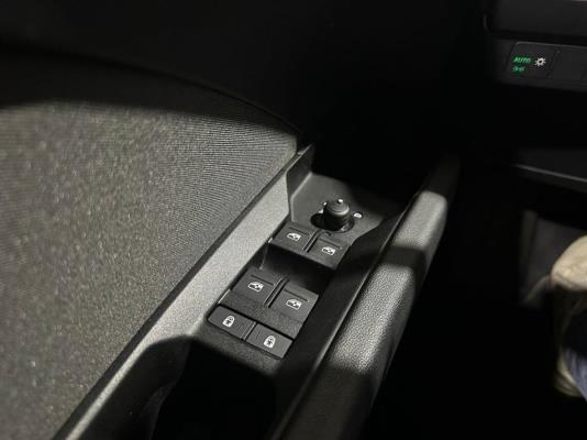 Audi Q4 35 Launch Edition 55 kWh 170pk 2021 (Origineel-NL), N-506-XJ