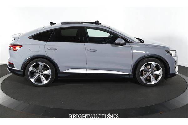 Audi Q4 50 S edition Quattro 77 kWh 2021 (Origineel-NL), N-596-SR