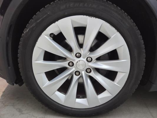 Tesla Model X 418pk 2018 (Origineel-NL), ST-448-X