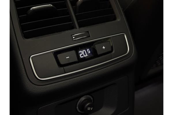 Audi A4 Avant 35 S edition Competition TFSI 149pk 2022 (Origineel-NL), P-104-HH