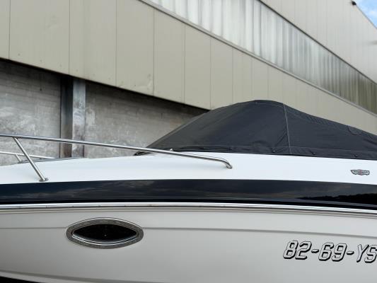 Chaparral 225 SSi Sportboot / Speedboot met Kajuit, MerCruiser 300pk – 2012