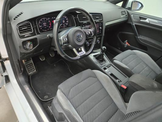 Volkswagen Golf Highline Business R 1.5 TSI 150pk 2019 (Origineel-NL), XG-637-X