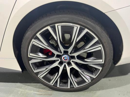 BMW i4 eDrive40 High Executive M-pakket 84 kWh 340pk 2022 (Origineel-NL), S-596-BD