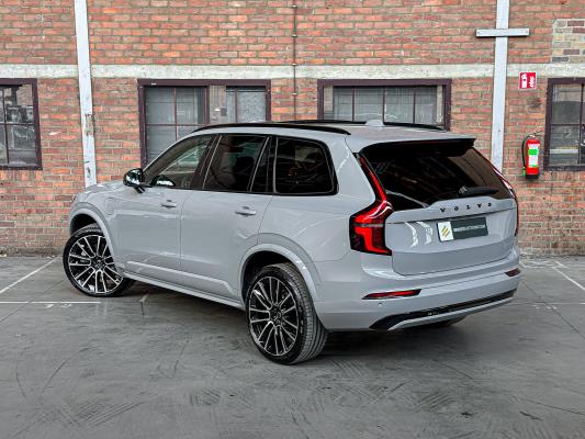 Volvo XC90 T8 AWD Plus Dark 457pk 2025 7-Persoons (1.100 KM) Fabrieksgarantie

