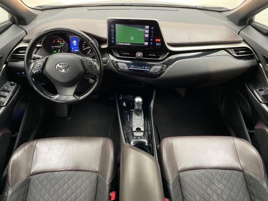 Toyota C-HR Hybrid Executive 1.8 170pk 2017, P-886-JB