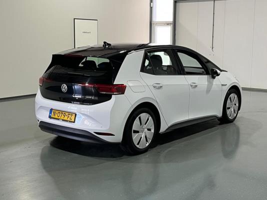 Volkswagen ID.3 Life 58 kWh 143pk 2021 (Origineel-NL), N-079-FZ