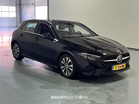 Mercedes-Benz A180 BusinesS-Line 136pk 2023 (Origineel-NL) A-klasse, T-114-NK