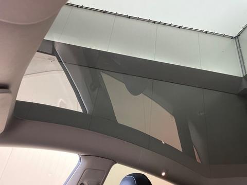 Tesla Model Y Long Range AWD 75 kWh 351pk 2021, P-271-KF