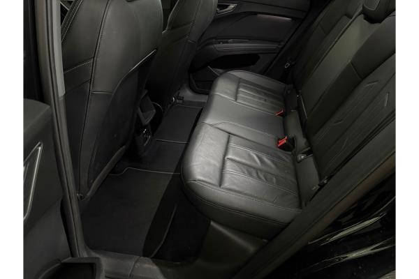 Audi Q4 40 Advanced edition 77 kWh 204pk 2022 (Origineel-NL), P-242-HB