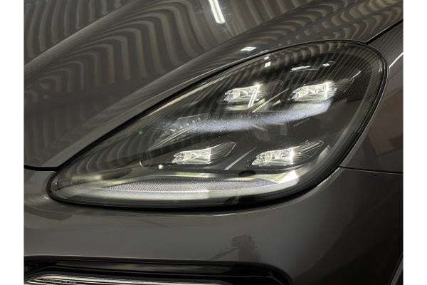 Porsche Cayenne E-Hybrid 3.0 476pk 2020 (Origineel-NL), H-391-FL