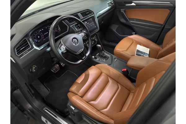 Volkswagen Tiguan ACT Highline Business R 1.5 TSI 150pk 2020 (Origineel-NL), H-070-NT