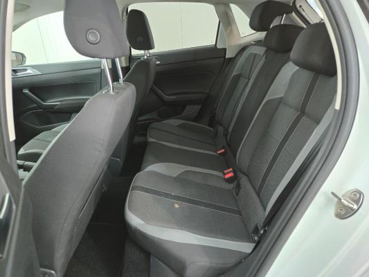 Volkswagen Polo Highline 1.0 TSI 95pk 2018 (Origineel-NL), ST-422-L