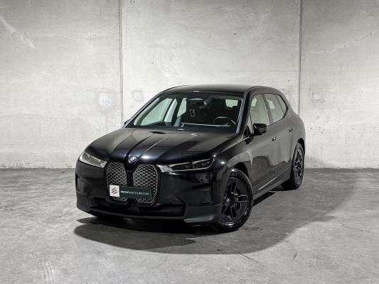 BMW iX xDrive40 Executive 77 kWh 326pk 2023 (Origineel-NL), T-756-HD