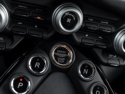 Aston Martin Vantage 4.0 V8 510pk 2021, X-777-DL