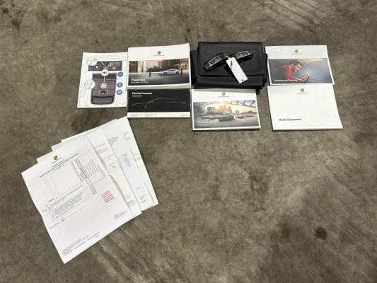 Porsche Panamera Sport Turismo  4 E-Hybrid 2.9 V6 462pk 2018, L-703-KR