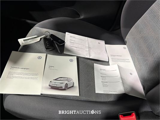 Volkswagen ID.3 Life 58 kWh 204pk 2021 (Origineel-NL), L-013-PJ