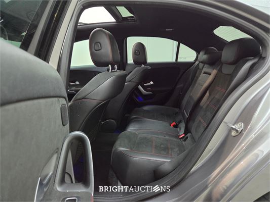 Mercedes-Benz A200 Launch Edition Premium 163pk 2019 (Origineel-NL) A-klasse, ZL-208-H