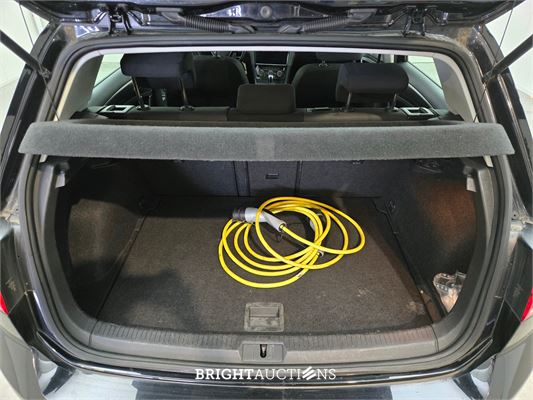 Volkswagen Golf e- e 136pk 2018 (Origineel-NL), TX-203-J