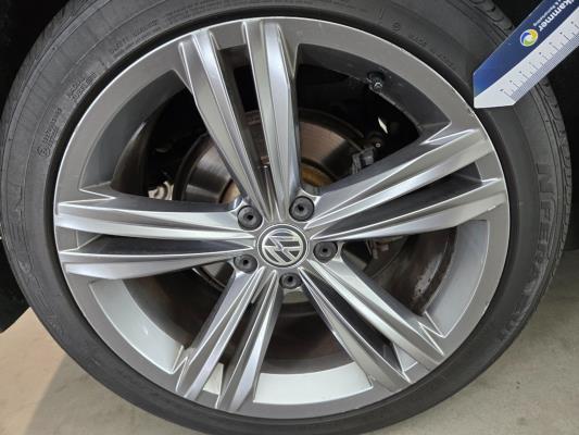 Volkswagen Tiguan ACT Highline Business R 1.4 TSI 150pk 2018 (Origineel-NL), SZ-423-K