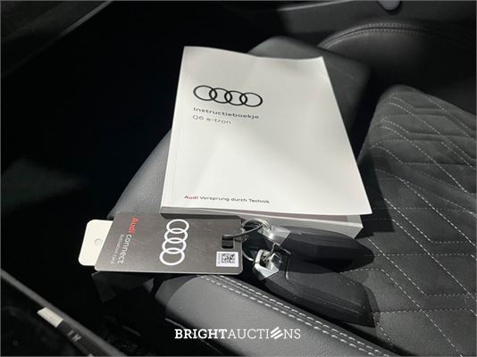 Audi Q6 e-tron Launch edition performance 100 kWh 306pk 2024 (Origineel-NL), GXG-54-R